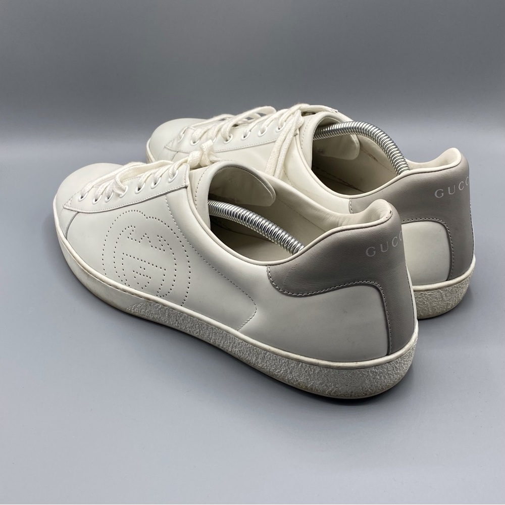 Gucci Men's White Leather Logo Sneakers - Picture 3 of 5